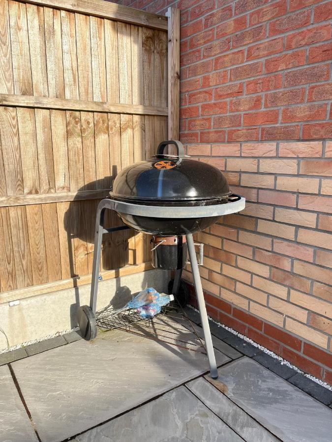 New Ollerton Parkgate Rest Appartement Buitenkant foto