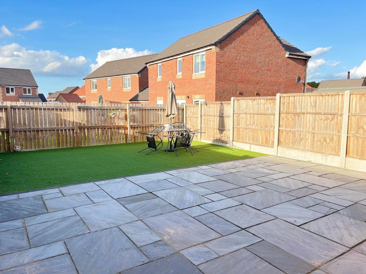 New Ollerton Parkgate Rest Appartement Buitenkant foto